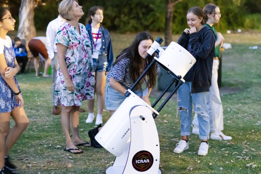 Participants get familiar with ICRAR’s telescopes.